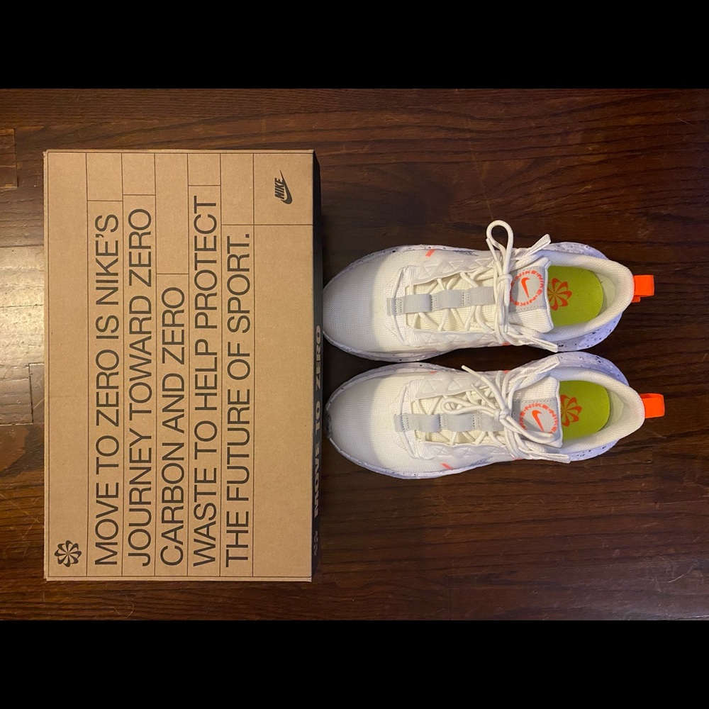 Nike Carter Sneakers